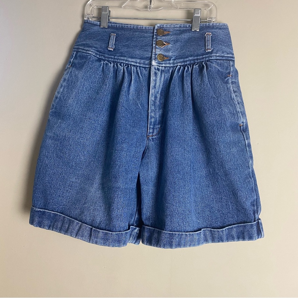 Vintage 80's Eber Medium Wash Jean High
Waist Drop Yolk Baggy Mom Shorts
